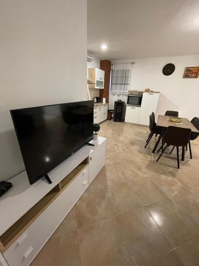 Holiday Home “Marko” With Heated Pool! Нин Экстерьер фото
